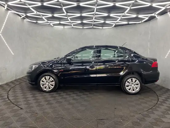 VOLKSWAGEN-VOYAGE-2021