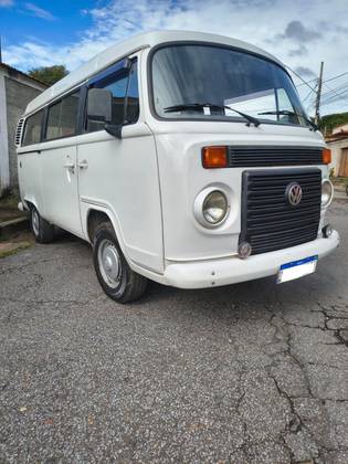 VOLKSWAGEN KOMBI 1.4 MI STD 8V FLEX 4P MANUAL
