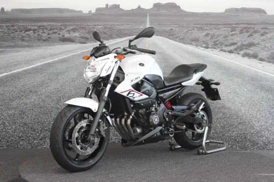 YAMAHA XJ6 N 