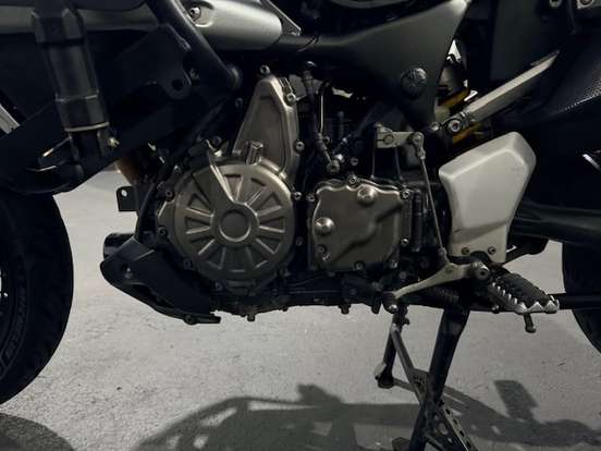 YAMAHA-XT1200Z SUPER TÉNÉRÉ YAMAHA-XT1200Z SUPER TÉNÉRÉ-2011