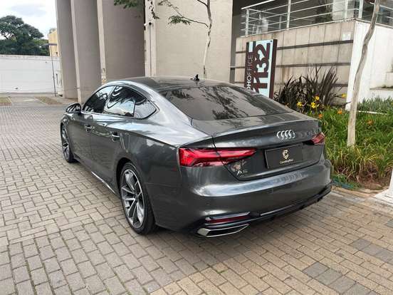 AUDI-A5-2022