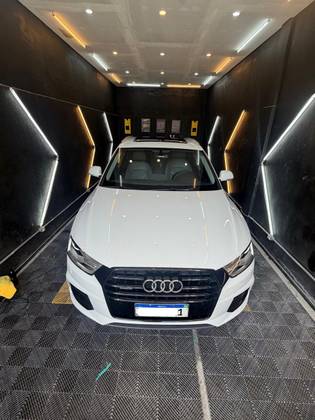 AUDI Q3 2.0 TFSI AMBIENTE QUATTRO 4P GASOLINA S TRONIC
