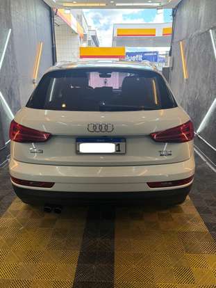 AUDI-Q3-2018