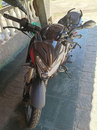 BAJAJ DOMINAR NS200 