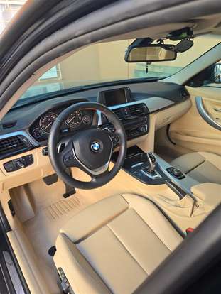 BMW-320i-2015