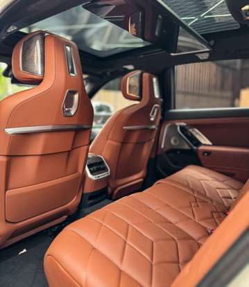 BMW-i7-2023