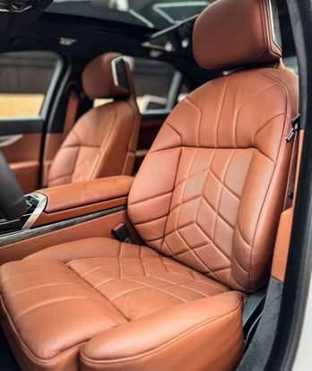 BMW-i7-2023