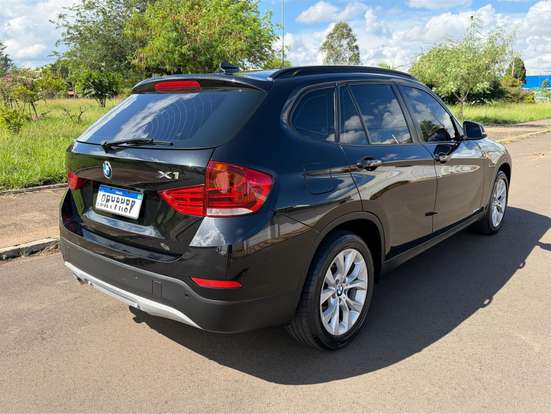BMW-X1-2.0 18I S-DRIVE 4X2 16V GASOLINA 4P AUTOMÁTICO BMW-X1-2013
