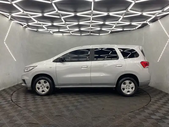 CHEVROLET-SPIN-2022