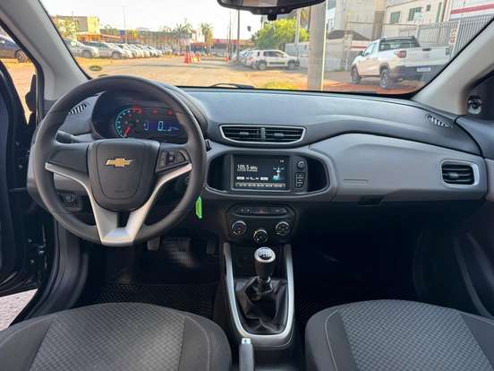 CHEVROLET-ONIX-1.4 MPFI LT 8V FLEX 4P MANUAL CHEVROLET-ONIX-2017