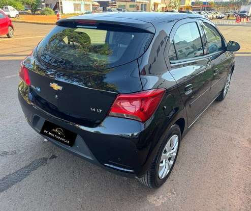 CHEVROLET-ONIX-2017
