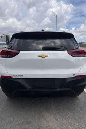 CHEVROLET-TRACKER-2024