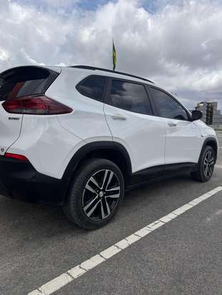 CHEVROLET-TRACKER-2024