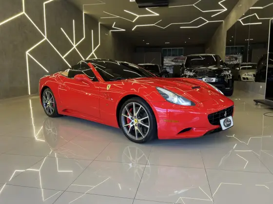 FERRARI CALIFORNIA 4.3 V8 GASOLINA F1-DCT