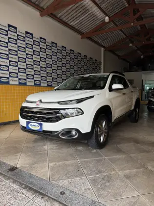 FIAT TORO 1.8 16V EVO FLEX FREEDOM AT6 FIAT TORO 1.8 16V EVO FLEX FREEDOM AT6