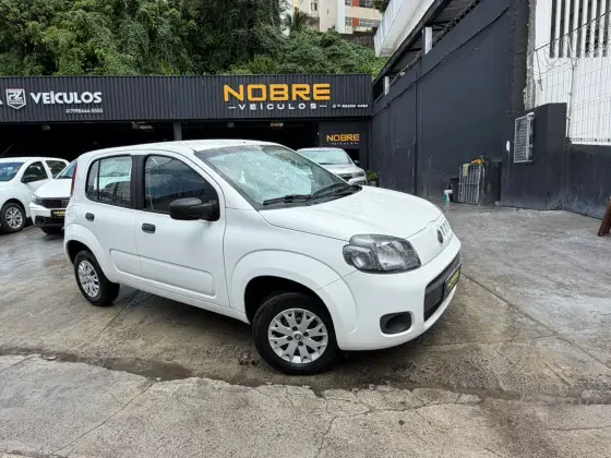 FIAT UNO 1.0 EVO VIVACE 8V FLEX 4P MANUAL