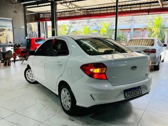 FORD-KA-1.5 TI-VCT FLEX SE SEDAN AUTOMÁTICO FORD-KA-2018