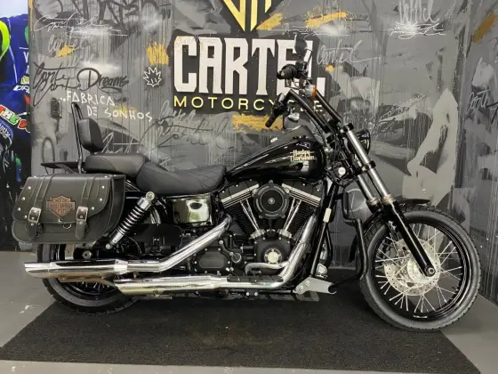 HARLEY-DAVIDSON DYNA STREET BOB 
