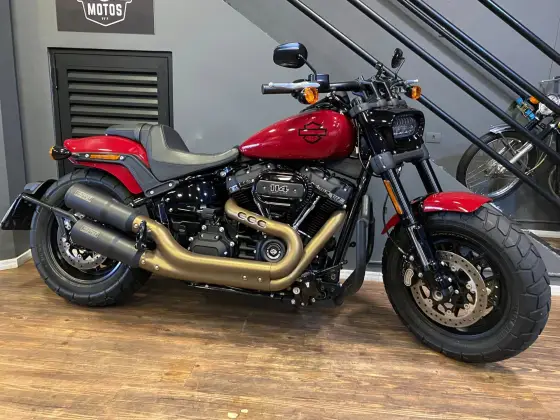 HARLEY-DAVIDSON SOFTAIL FAT BOB 114 