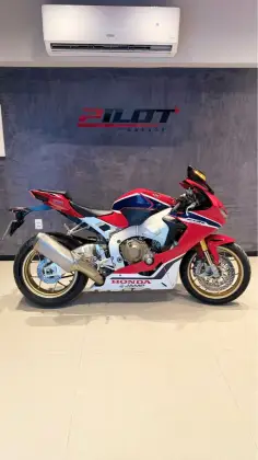 HONDA CBR 1000RR FIREBLADE 