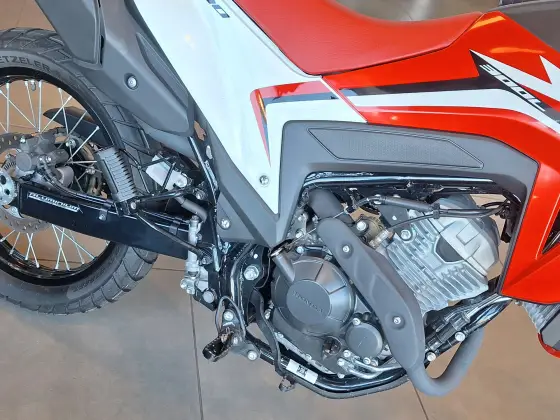 HONDA XR 300L TORNADO 