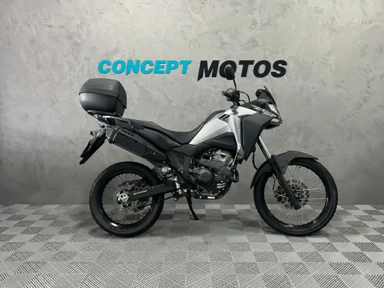 HONDA XRE 300 SAHARA HONDA XRE 300 SAHARA