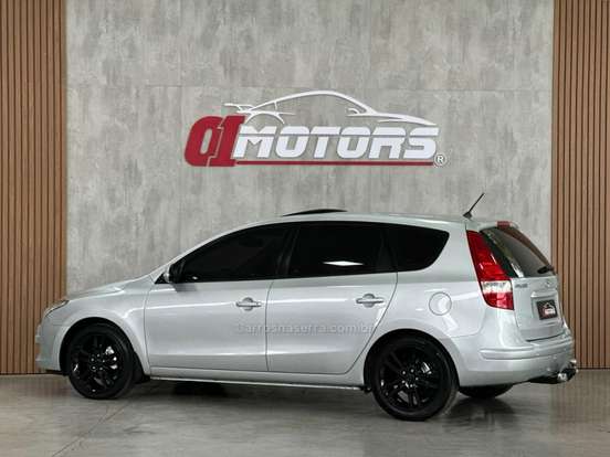 HYUNDAI-I30 CW-2010