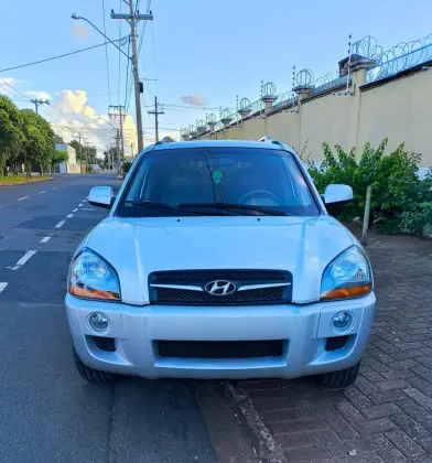 HYUNDAI TUCSON 2.0 MPFI GLS 16V 143CV 2WD FLEX 4P AUTOMÁTICO