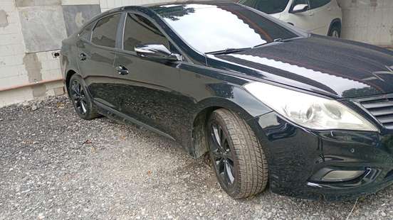 HYUNDAI-AZERA-2013