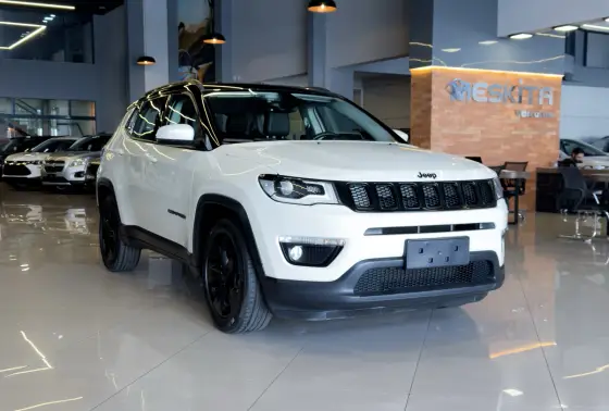 JEEP COMPASS 2.0 16V FLEX NIGHT EAGLE AUTOMÁTICO JEEP COMPASS 2.0 16V FLEX NIGHT EAGLE AUTOMÁTICO