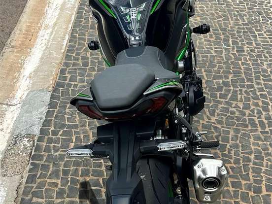 KAWASAKI-Z900 R EDITION KAWASAKI-Z900 R EDITION-2025