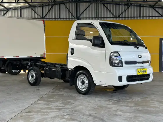 KIA BONGO 2.5 K-2500 4X2 CS TURBO DIESEL 2P MANUAL