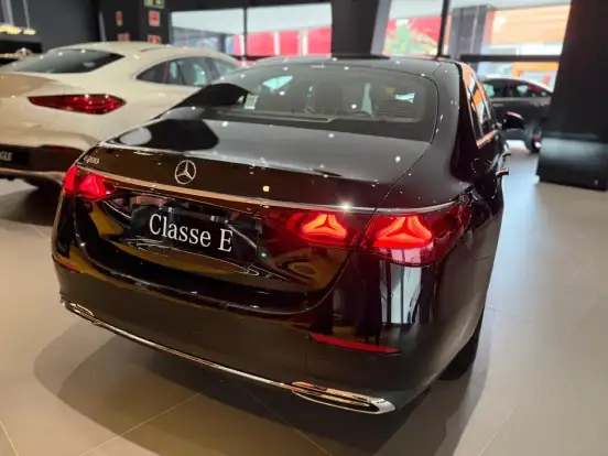 MERCEDES-BENZ-E 300-2025