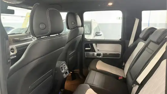 MERCEDES-BENZ-G 63 AMG-2025