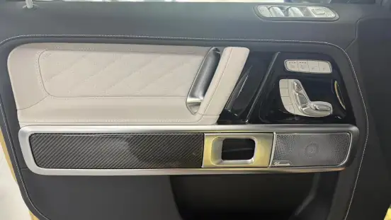 MERCEDES-BENZ-G 63 AMG-4.0 V8 BITURBO MHEV MANUFAKTUR 4MATIC SPEEDSHIFT MERCEDES-BENZ-G 63 AMG-2025
