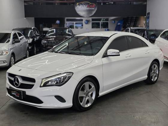 MERCEDES-BENZ CLA 180 1.6 CGI GASOLINA 7G-DCT