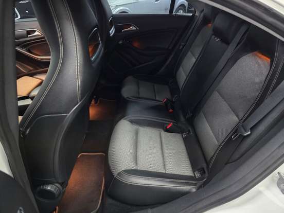MERCEDES-BENZ-CLA 180-1.6 CGI GASOLINA 7G-DCT MERCEDES-BENZ-CLA 180-2018