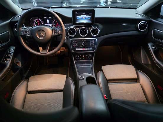 MERCEDES-BENZ-CLA 180-1.6 CGI GASOLINA 7G-DCT MERCEDES-BENZ-CLA 180-2018