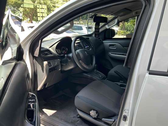 MITSUBISHI-L200 TRITON-2024