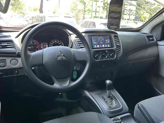 MITSUBISHI-L200 TRITON-2024