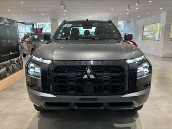 MITSUBISHI-TRITON-2.4 BITURBO DIESEL CD GLS AUTOMÁTICO MITSUBISHI-TRITON-2026