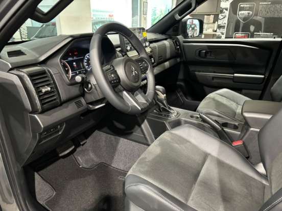 MITSUBISHI-TRITON-2.4 BITURBO DIESEL CD GLS AUTOMÁTICO MITSUBISHI-TRITON-2026