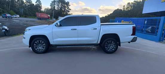 MITSUBISHI-TRITON-2.4 BITURBO DIESEL CD HPE-S 4X4 AUTOMÁTICO MITSUBISHI-TRITON-2025
