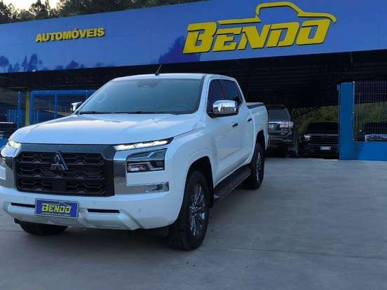 MITSUBISHI-TRITON-2.4 BITURBO DIESEL CD HPE-S 4X4 AUTOMÁTICO MITSUBISHI-TRITON-2025