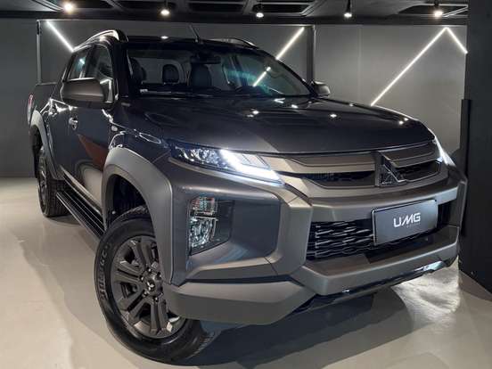 MITSUBISHI-L200 TRITON-2.4 16V TURBO DIESEL SPORT OUTDOOR PLUS CD 4P 4X4 AUTOMÁTICO MITSUBISHI-L200 TRITON-2024