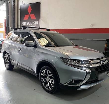 MITSUBISHI OUTLANDER 3.0 GT 4X4 V6 24V GASOLINA 4P AUTOMÁTICO