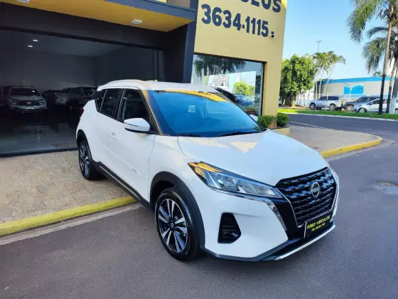 NISSAN KICKS 1.6 16V FLEXSTART ADVANCE XTRONIC NISSAN KICKS 1.6 16V FLEXSTART ADVANCE XTRONIC