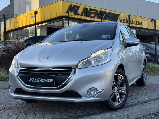 PEUGEOT 208 1.6 GRIFFE 16V FLEX 4P AUTOMÁTICO