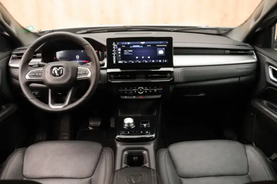 /en/city-florianopolis/cate-car-used-car/ram-rampage-2025-2-2-turbo-diesel-rebel-4x4-automatic-43386046614996992/-5