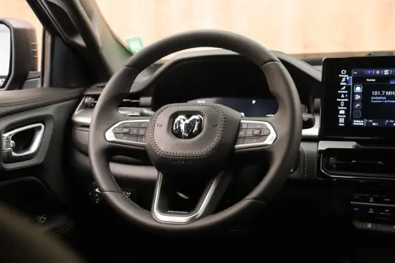 /en/city-florianopolis/cate-car-used-car/ram-rampage-2025-2-2-turbo-diesel-rebel-4x4-automatic-43386046614996992/-9